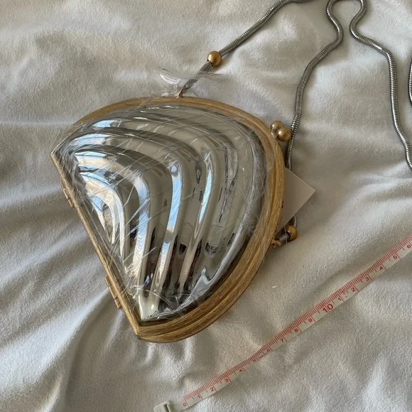 Zara Clam Shell Bag - Picture 3 of 4